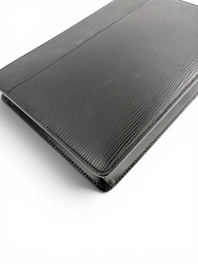 Louis Vuitton Black Epi Vintage Zip Top Clutch in Black Leather from Season 2 Consign, photo 9 of 10