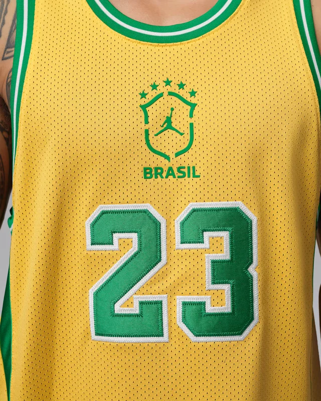 Jordan Essentials in Varsity Maize/Lucky Green, photo 4 of 7 from Nike