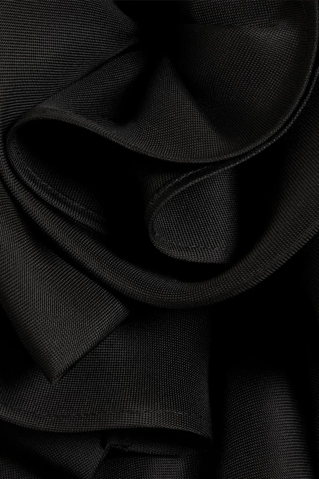 Carolina Herrera One-Sleeve Floral-Appliquéd Silk Top, photo 8 of 8 from THE OUTNET