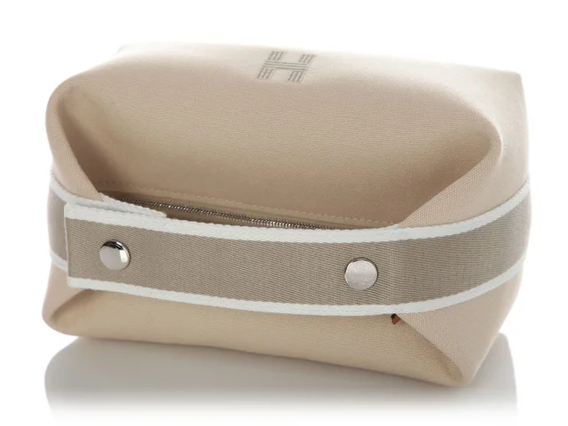 Hermès Small Naturel Bride-a-Brac Case in Woven leather from Ann's Fabulous Finds, photo 7 of 10