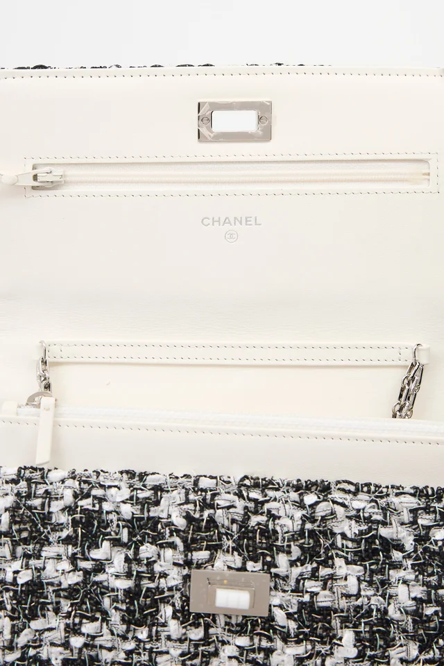 Chanel 2019 Quilted Tweed Mini 2.55 Flap Bag in Tweed from VSP Consignment, photo 2 of 2