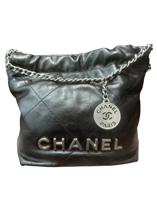 Chanel Mini 22 from Luxury Promise