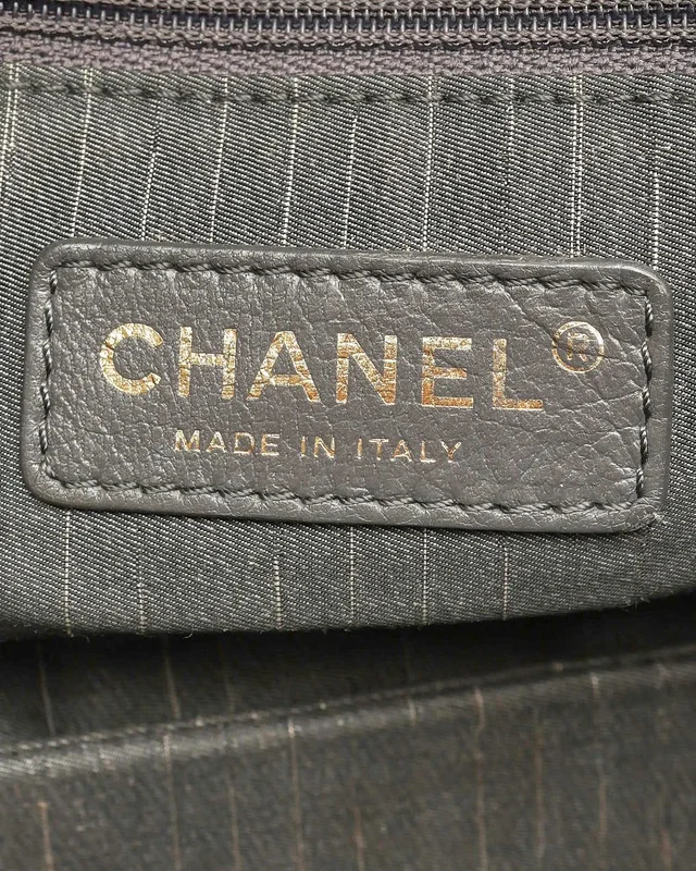 Chanel CC Westminster Pearl Bag in Leather from A Retro Tale, photo 7 of 9