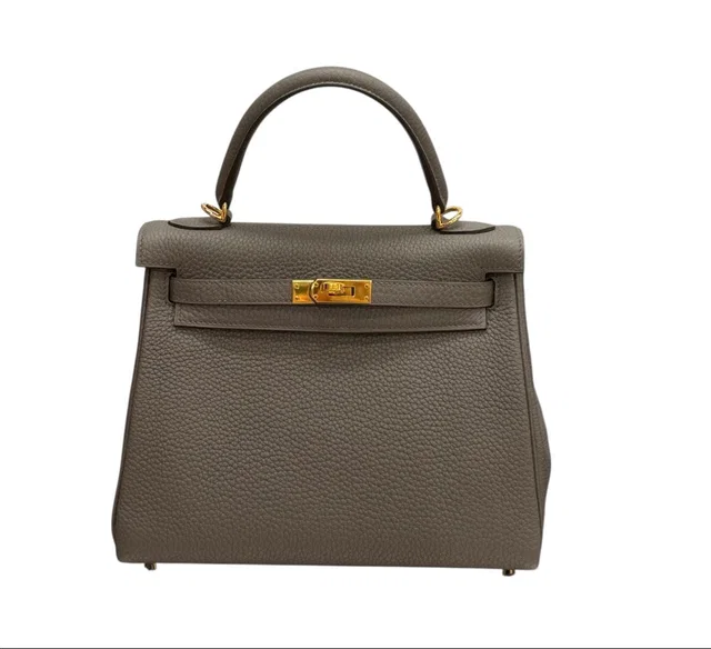 Hermès Kelly 25 in 8F Togo with GHW in Togo leather from Luxury Promise