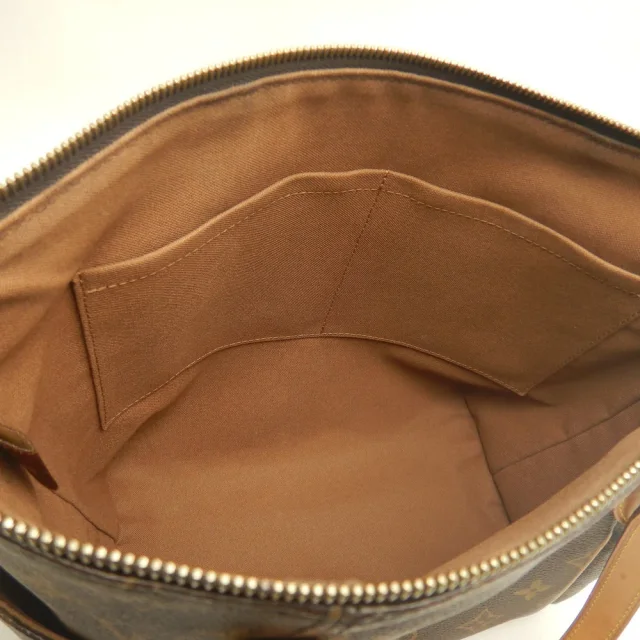 Louis Vuitton Monogram Tote Bag in Brown Canvas from LuxUness, photo 4 of 8