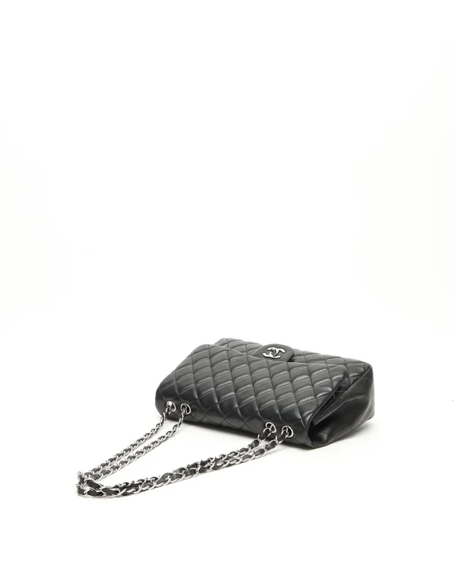 Chanel Classic Jumbo Single Flap Bag in Lambskin from A Retro Tale, photo 5 of 12