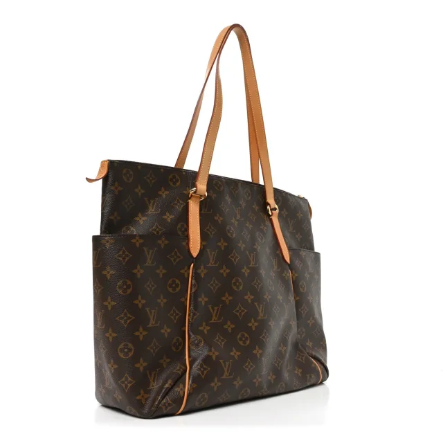 Louis Vuitton Monogram Totally GM in Coated canvas from FASHIONPHILE, photo 3 of 9