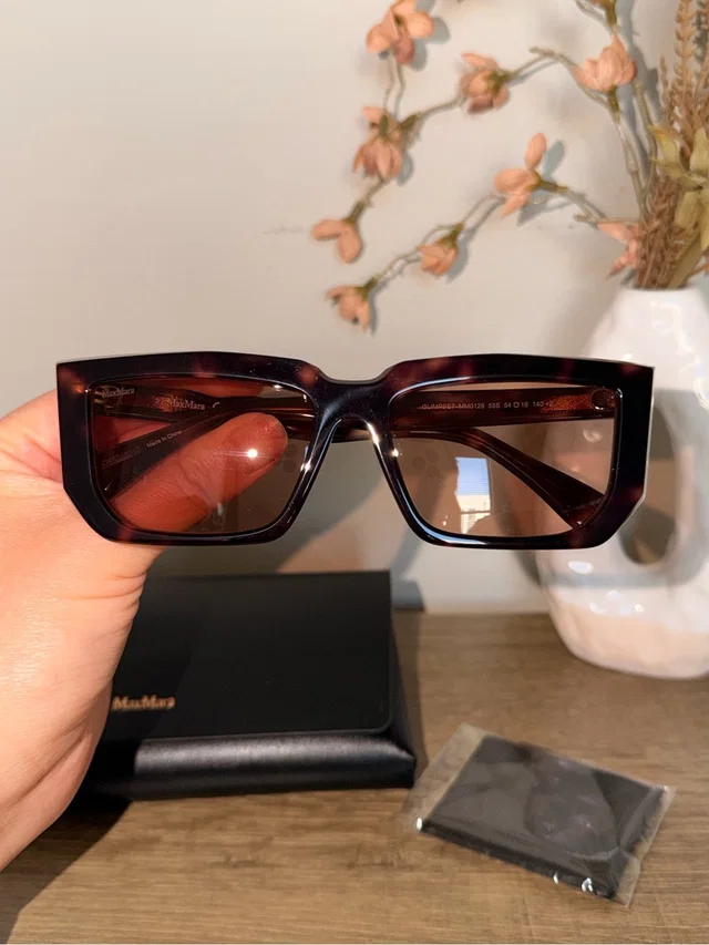 Max Mara Dark Tortoiseshell Rectangular Sunglasses With Brown Lenses in red|brown from Poshmark