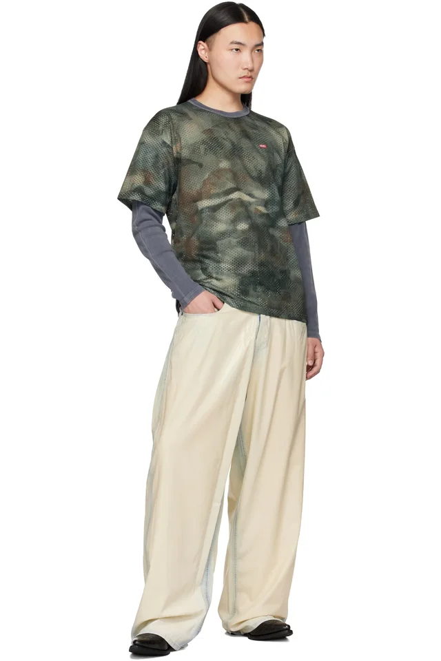 Diesel Blue & Off-White Regular Waist 1997 D-Enim-M Relaxed Jeans, photo 4 of 4 from SSENSE