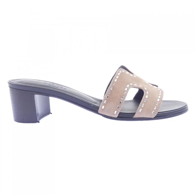 Hermès Oasis Sandals Beige in Beige Goatskin from The Reluxe