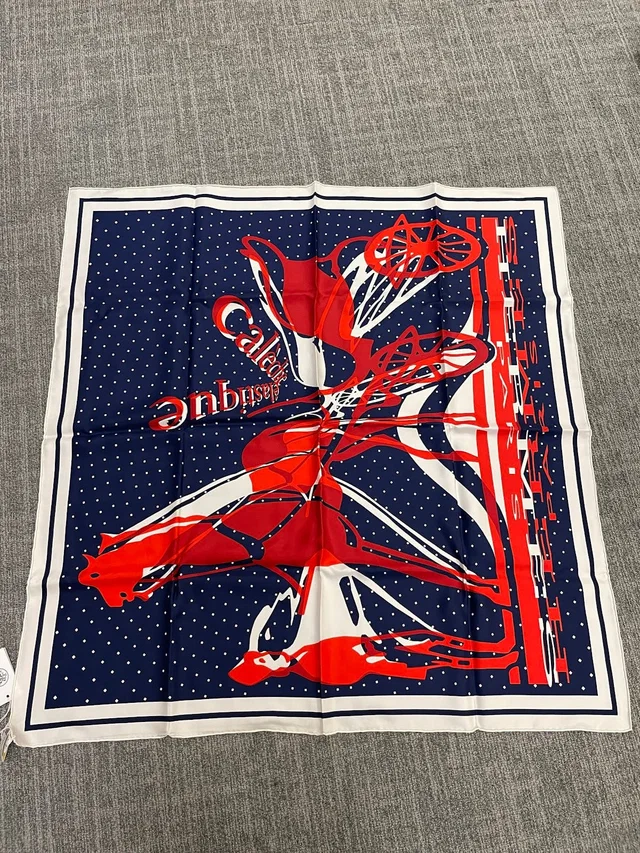 Hermès 90* Silk Scarf in Silk from Luxury Promise