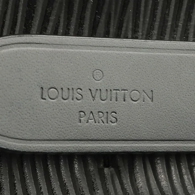 Louis Vuitton Epi NéoNoé Bag in Leather from A Retro Tale, photo 7 of 9