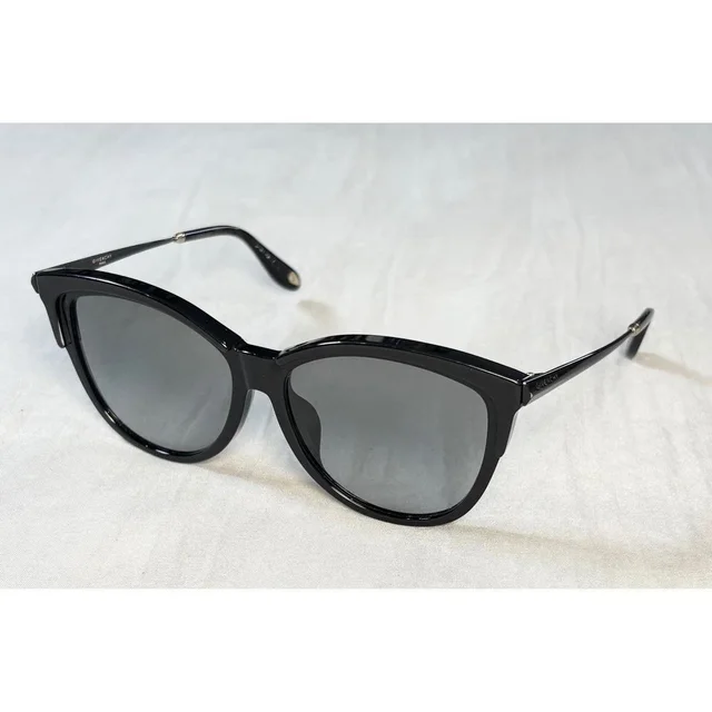 Givenchy Women's Cat eye Sunglasses - Black/Grey in black|gray from Depop, photo 1 of 1