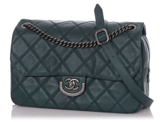 Chanel Vert Pétrole Quilted Calfskin Flap in Green Calfskin from Ann's Fabulous Finds, photo 3 of 10