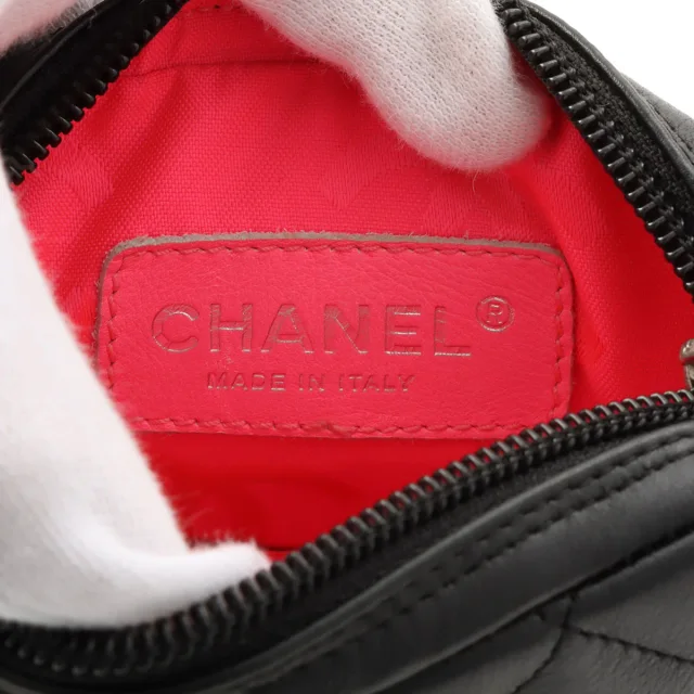 Chanel Cambon Line Mini Shoulder Bag, circa 2004, Black/White in Black Calfskin from VINTAGE QOO TOKYO, photo 6 of 11