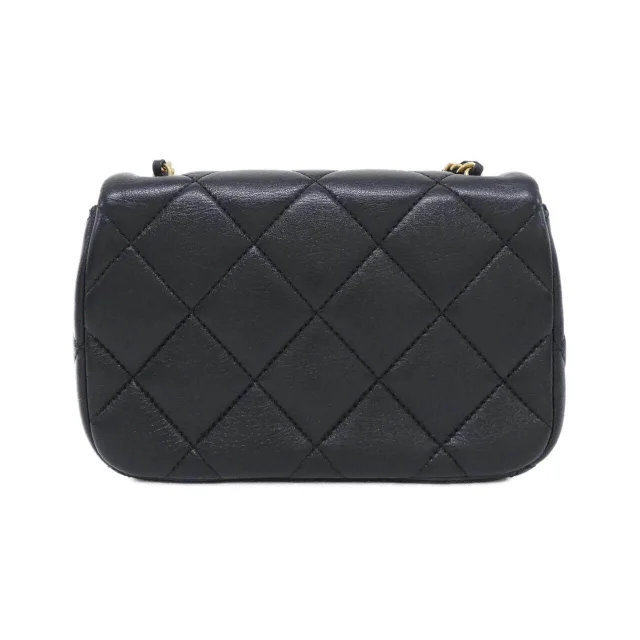 Chanel Shoulder Bag in Black Lambskin from LuxUness, photo 2 of 7