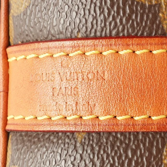 Louis Vuitton Monogram Speedy Bandoulière 30 Bag in Coated canvas from A Retro Tale, photo 6 of 9
