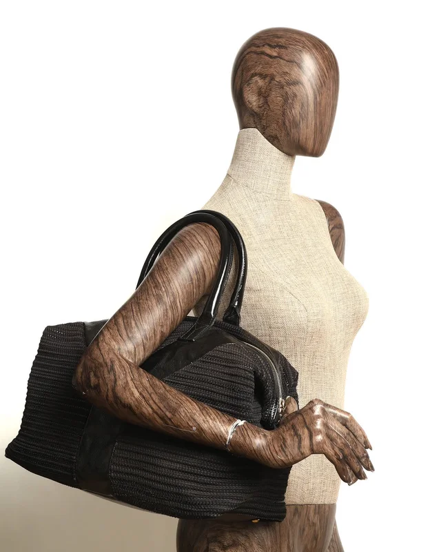 Saint Laurent Patent Easy Y Boston Bag in Patent leather from A Retro Tale, photo 8 of 8