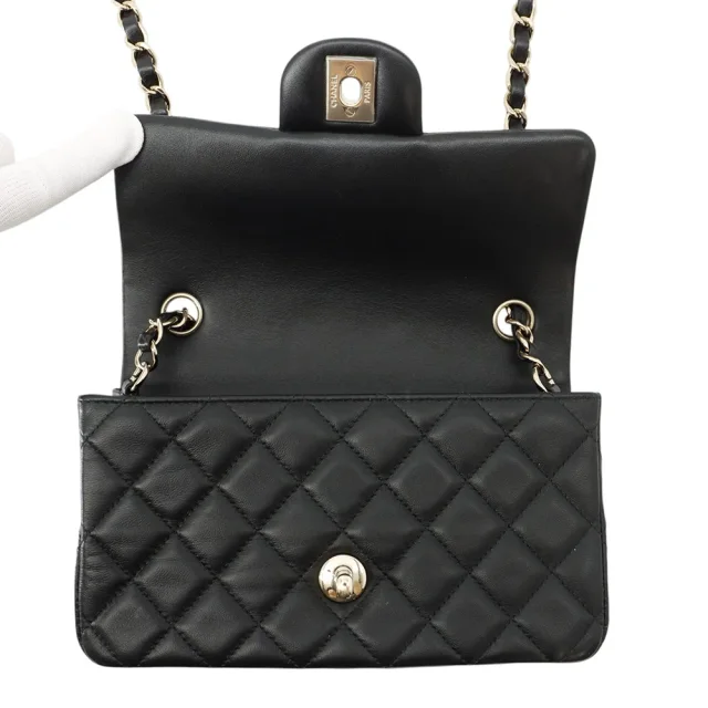 Chanel Matelasse BlackA69900 Lambskin Size Mini in Lambskin from GALLERY RARE, photo 7 of 20