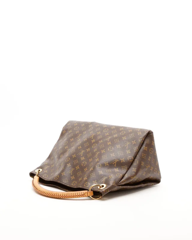 Louis Vuitton Monogram Artsy MM Shoulder Bag in Coated canvas from A Retro Tale, photo 5 of 10