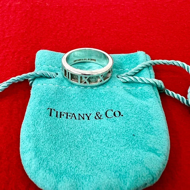 Tiffany & Co. With Bag Vintage Atlas Ring 925 Sterling Silver No 13 in Silver from The Reluxe