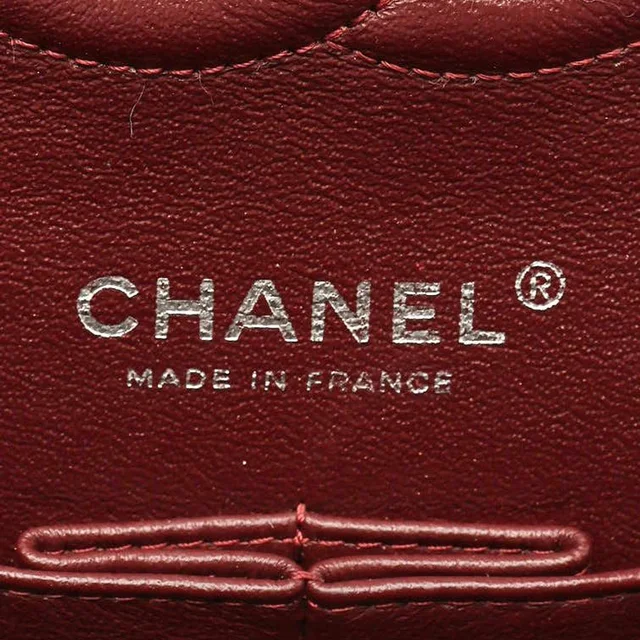 Chanel Classic Medium Double Flap Bag in Leather from A Retro Tale, photo 8 of 10