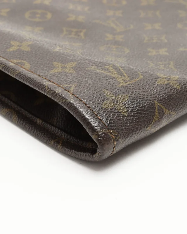 Louis Vuitton Monogram Laptop Case, size 13-Inch in Coated canvas from A Retro Tale, photo 3 of 6