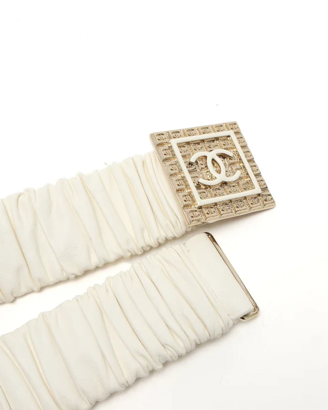 Chanel Coco Mark Waist Belt, Size 75 in Leather from A Retro Tale, photo 4 of 5