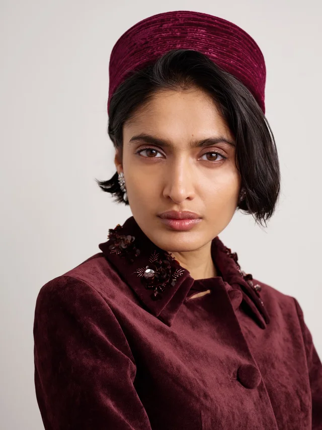 GIGI BURRIS Lauren silk-blend velvet pillbox hat in Red, photo 2 of 2 from NET-A-PORTER (Canada)