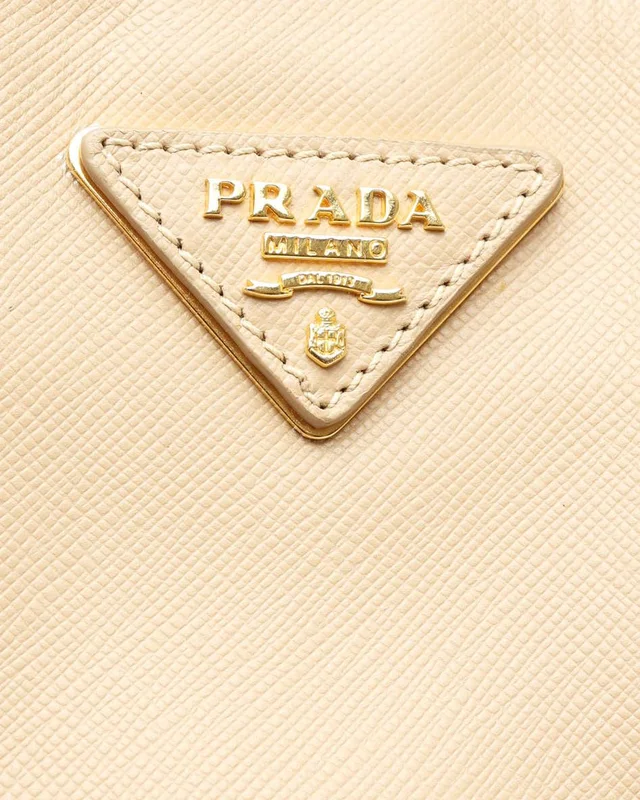 Prada Lux Galleria Saffiano Bag in Saffiano leather from A Retro Tale, photo 6 of 15