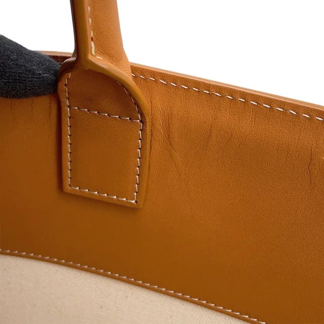 Celine Vertical hippopotamus Natural/Tan190402BNZ Canvas Leather Size Large in Beige Canvas from GALLERY RARE, photo 8 of 16