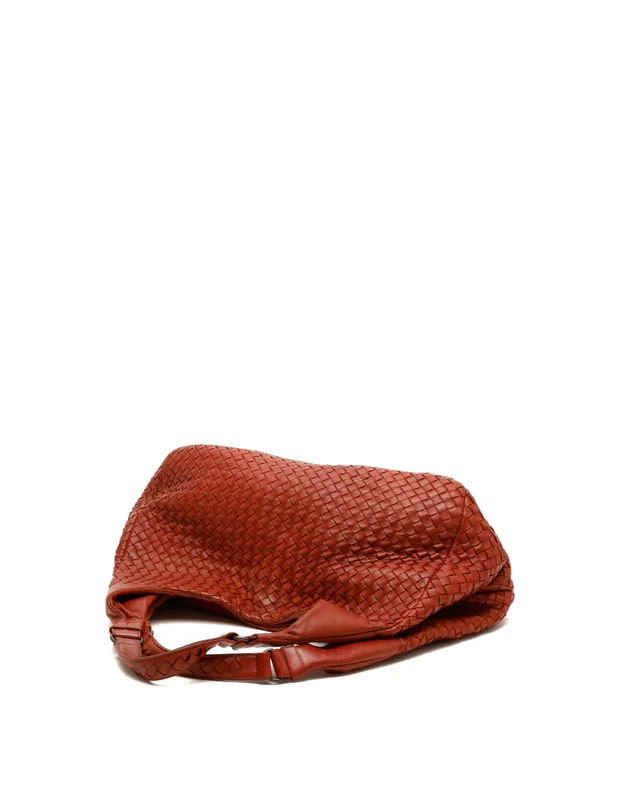 Bottega Veneta Intrecciato Campana Bag in Woven leather from A Retro Tale, photo 4 of 8