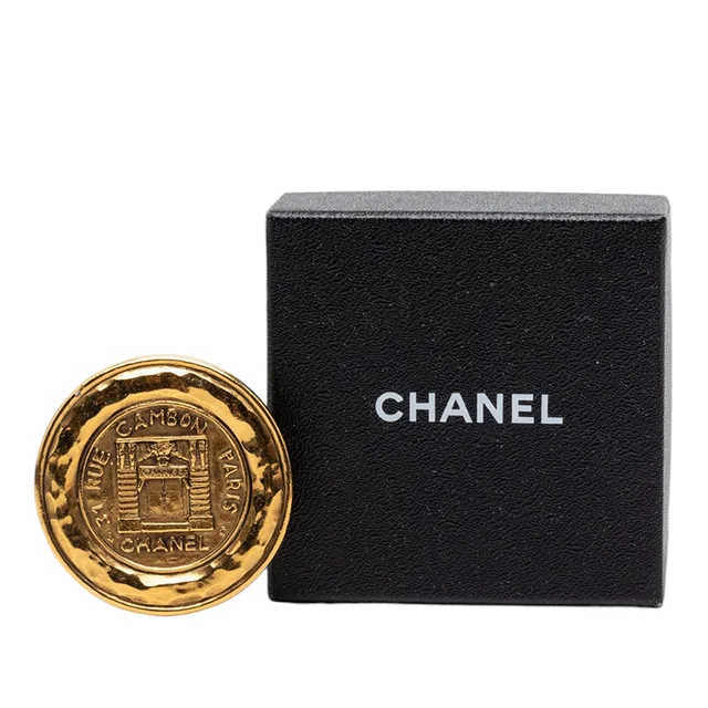 Gold Chanel Gold Plated 31 Rue Cambon Medallion Pin Brooch in Gold from Designer Revival, photo 2 of 2