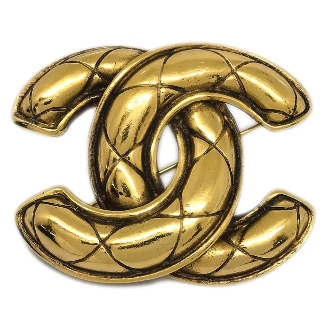 Chanel Quilted CC Brooch Medium 1142 from AMORE Vintage Tokyo