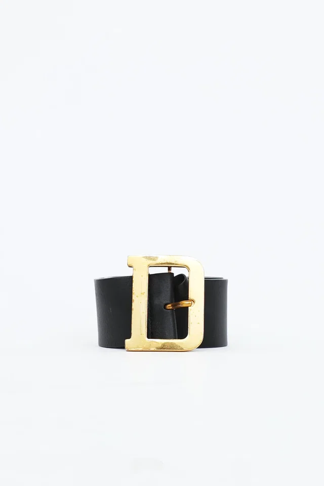 Dior Leather D Buckle Belt in Leather from VSP Consignment