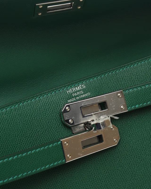 Hermès Kelly Epsom Elan Shoulder Bag in Epsom leather from A Retro Tale, photo 9 of 13