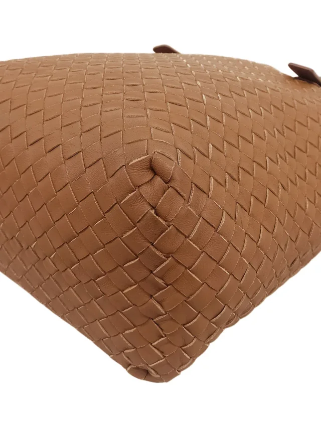 Bottega Veneta Intrecciato Tote Bag, Brown in Brown Woven leather from VINTAGE QOO TOKYO, photo 7 of 10