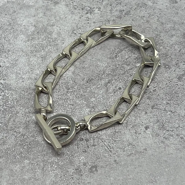 Gucci Figaro Bracelet 925 Sterling Silver Toggle Vintage 19 in Silver from The Reluxe