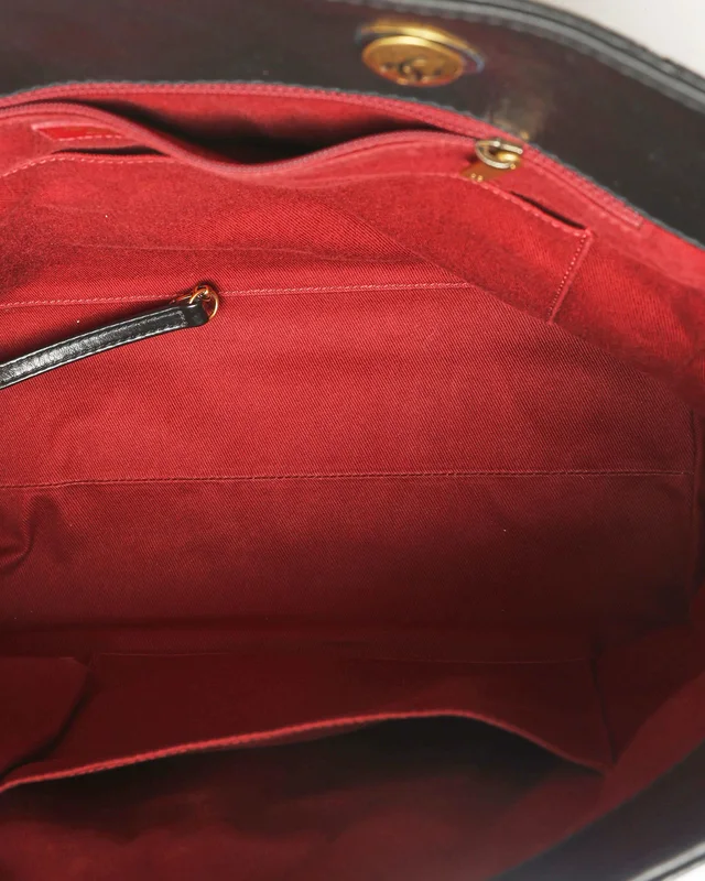 Chanel Large Glazed Front Pocket Tote Bag in Leather from A Retro Tale, photo 6 of 9