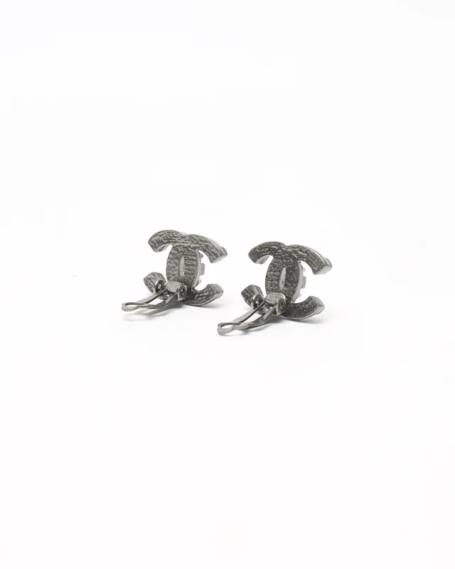 Chanel Coco Mark Clip-on Earrings from A Retro Tale, photo 3 of 4
