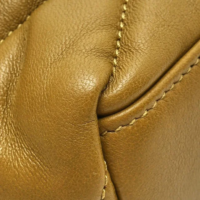 Saint Laurent Sade Puffer Envelope Clutch Bag in Leather from A Retro Tale, photo 6 of 9