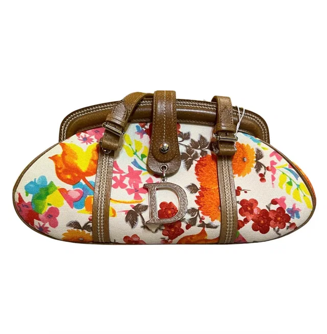 Dior Detective bag in Canvas from Luxury Promise