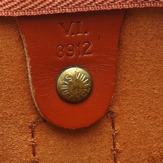 Louis Vuitton Epi Keepall 55 Weekend Bag in Suede from A Retro Tale, photo 13 of 14