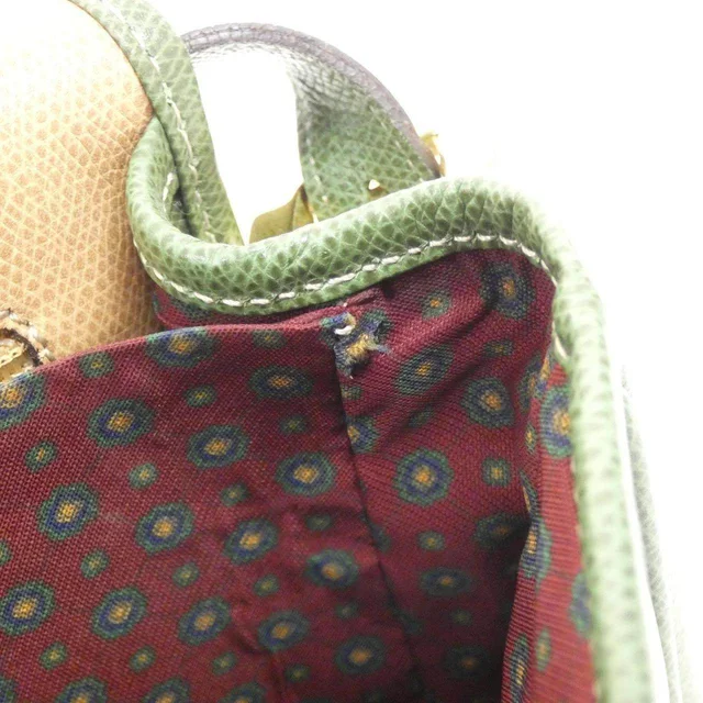 Loewe Shoulder Bag in Beige Leather from LuxUness, photo 9 of 10