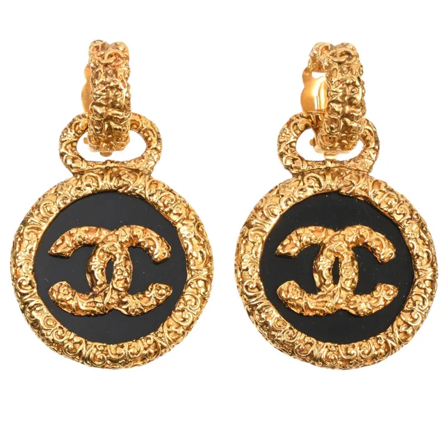 Chanel 1993年製 ラウンドCCマークスウィングイヤリング ゴールド/ブラック from VINTAGE QOO TOKYO