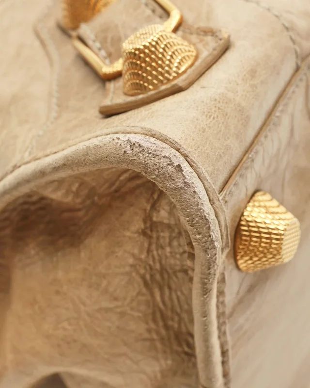 Balenciaga City Giant Hardware Tote Bag in Leather from A Retro Tale, photo 8 of 10