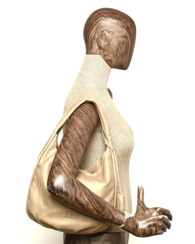 Loewe Anagram Hobo Bag in Nappa leather from A Retro Tale, photo 9 of 9