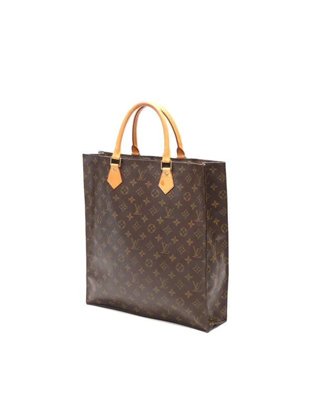 Louis Vuitton Monogram Sac Plat Bag in Coated canvas from A Retro Tale, photo 2 of 9
