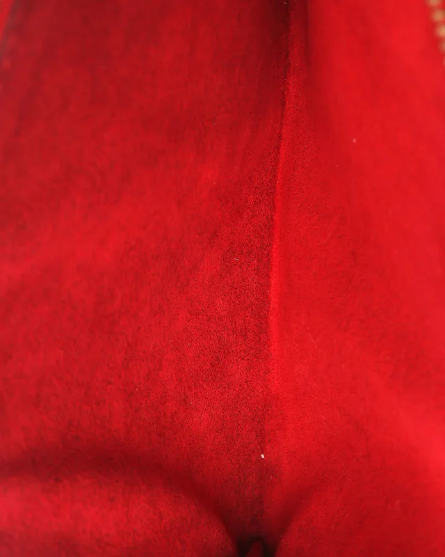 Louis Vuitton Epi Pochette Accessoires Bag in Leather from A Retro Tale, photo 7 of 9