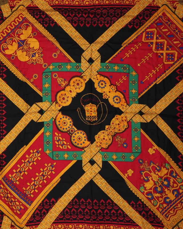 Hermès 140 Brins D'Or Cashmere Silk Scarf in Silk from A Retro Tale, photo 2 of 2